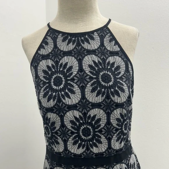 Banana Republic Black and White Floral Midi Dress - Picture 2 of 12